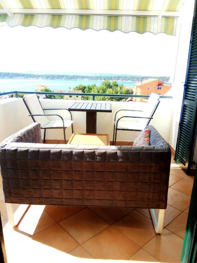 Apartment Apoksiomen Barbat na Rabu Exterior foto